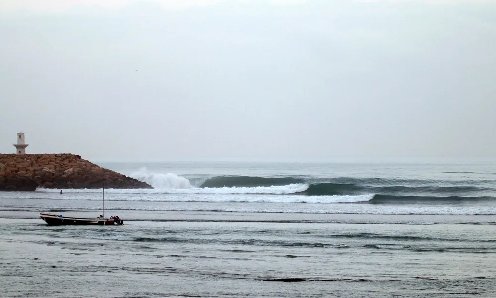 ecuador manta san mateo surfing
